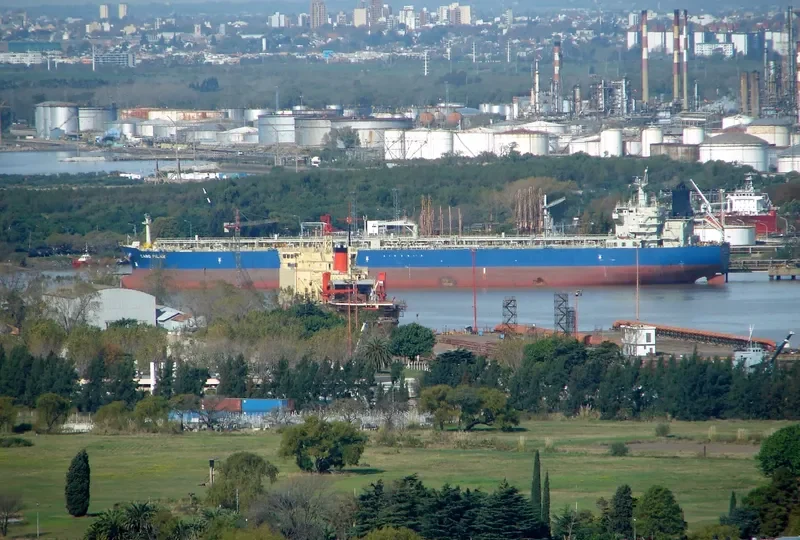 CABO PILAR Tanker IMO 9298777 photo 8