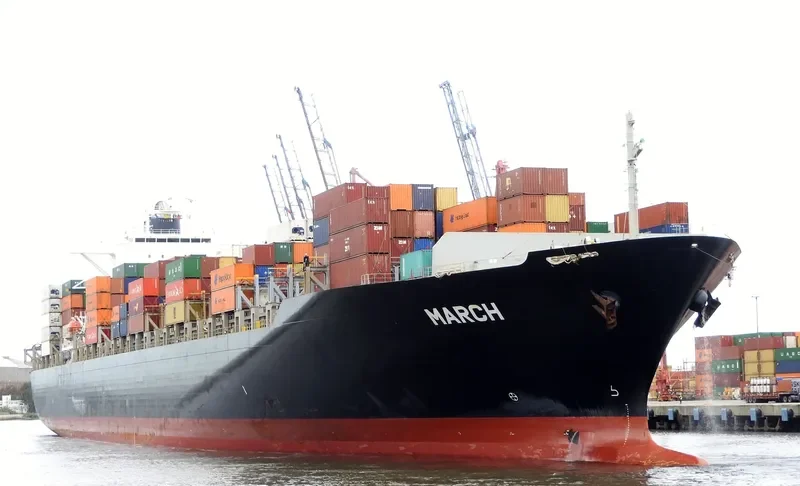 MY NY Container Ship IMO 9298997 photo 3