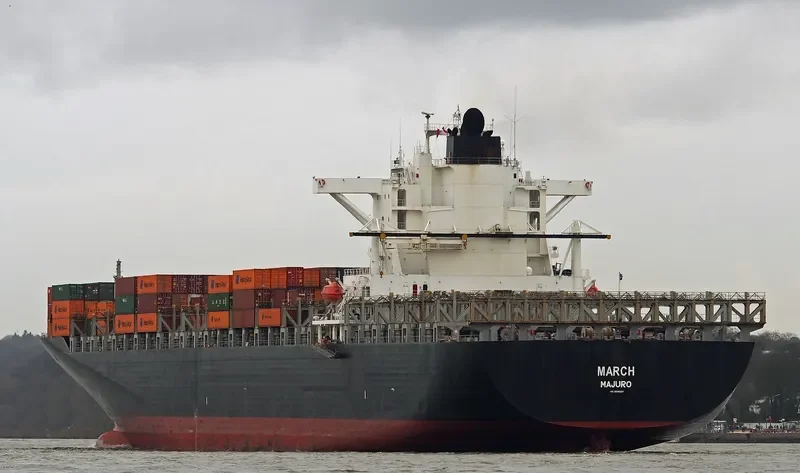 MY NY Container Ship IMO 9298997 photo 10