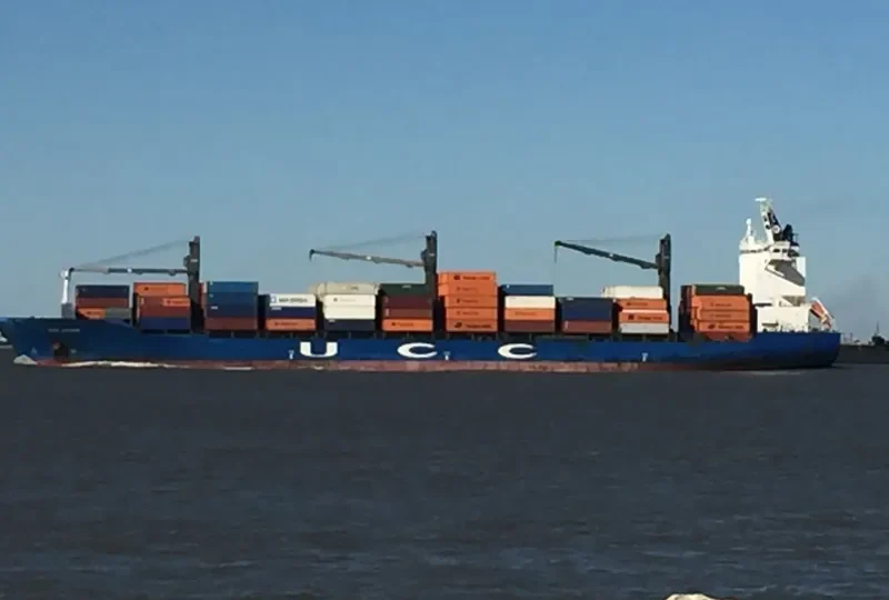 HSL PORTO Container Ship IMO 9299020 photo 3