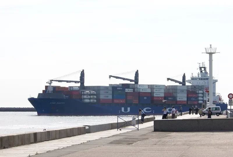 HSL PORTO Container Ship IMO 9299020 photo 7
