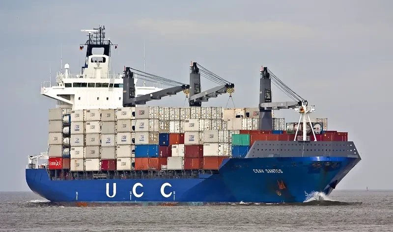 HSL PORTO Container Ship IMO 9299020 photo 8