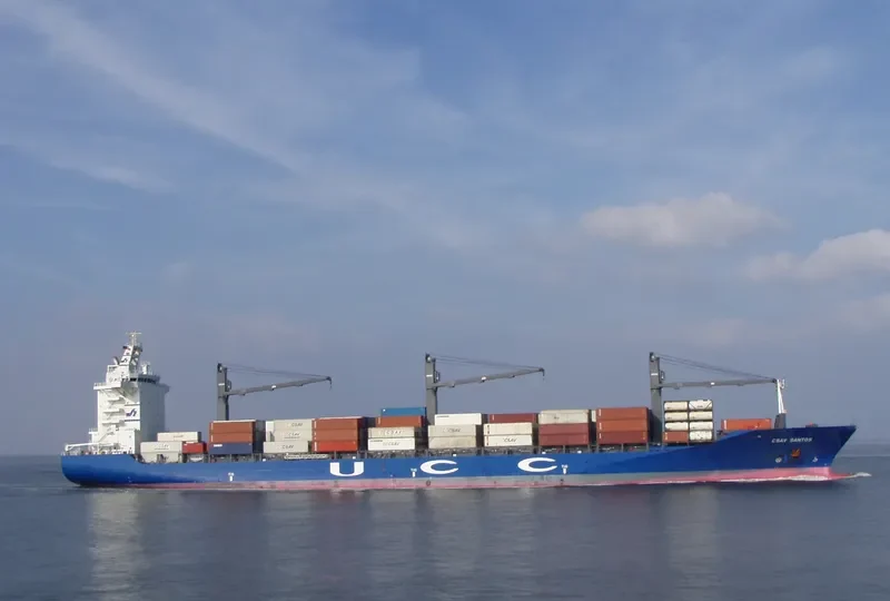 HSL PORTO Container Ship IMO 9299020 photo 9