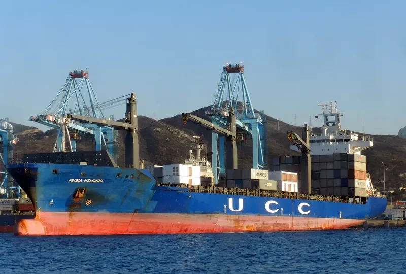 MAERSK DURBAN Container Ship IMO 9299044 photo 10
