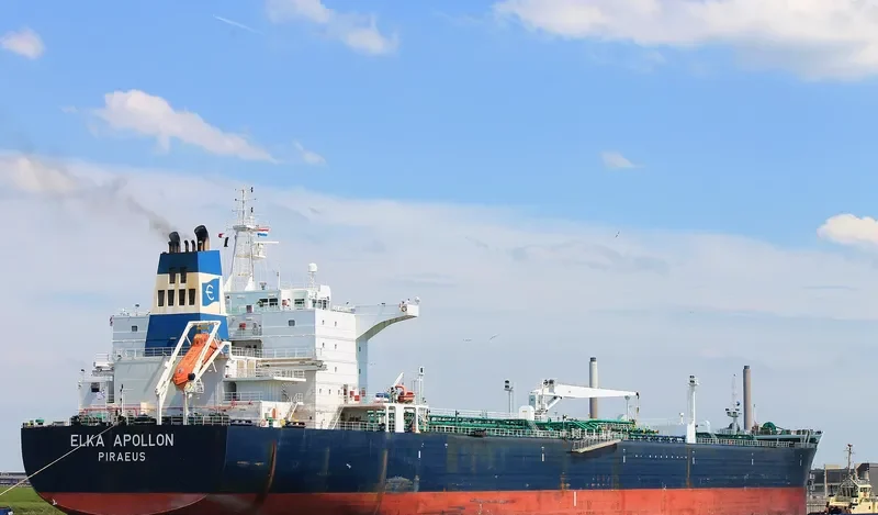 ELKA APOLLON Tanker IMO 9299111 photo 7