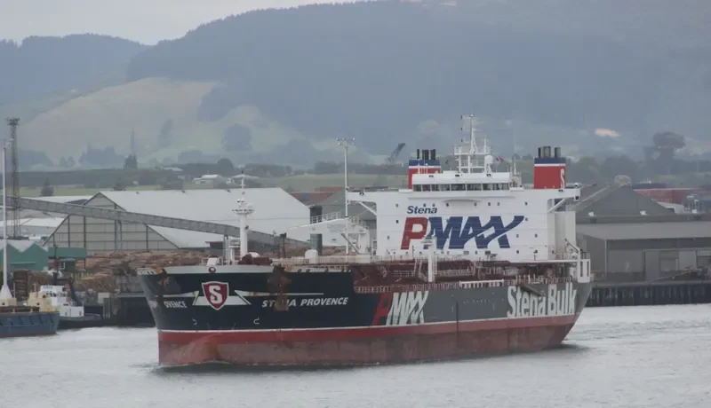 STENA PROVENCE Tanker IMO 9299135 photo 10