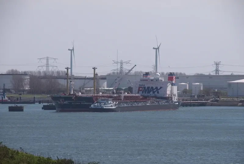 STENA PRIMORSK Tanker IMO 9299147 photo 8