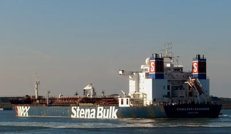 STENA PERFORMANCE Tanker IMO 9299159 photo 8