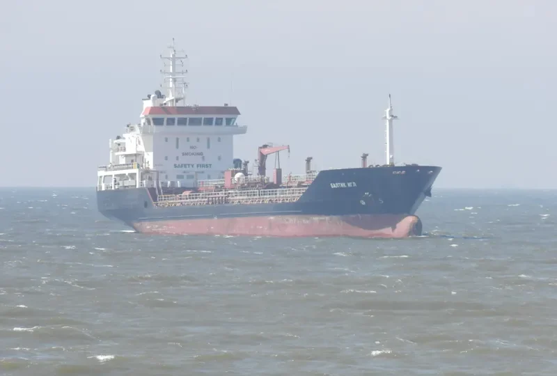 VELES Tanker IMO 9299173 photo 6