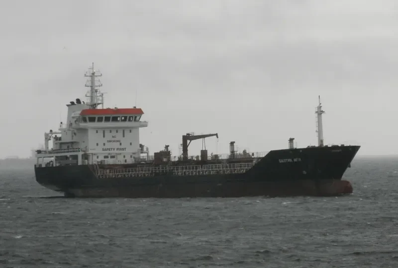 VELES Tanker IMO 9299173 photo 10