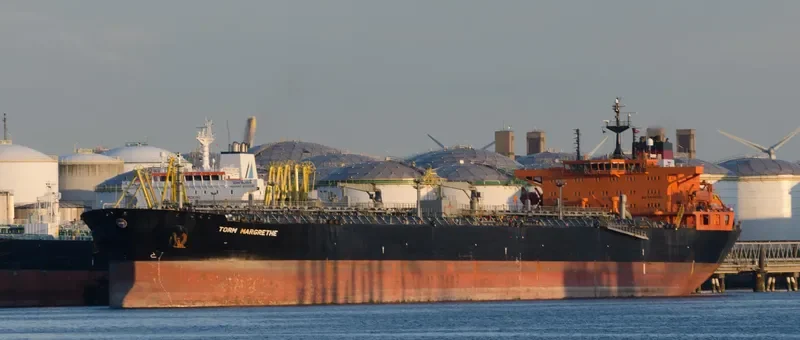 FSL PIRAEUS Tanker IMO 9299343 photo 5