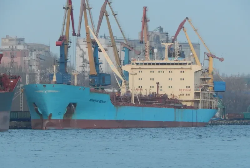 MAERSK BERING Tanker IMO 9299422 photo 4