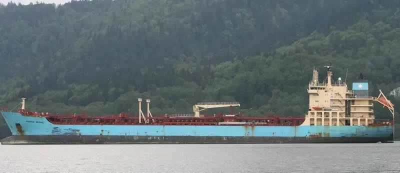 MAERSK BERING Tanker IMO 9299422 photo 7