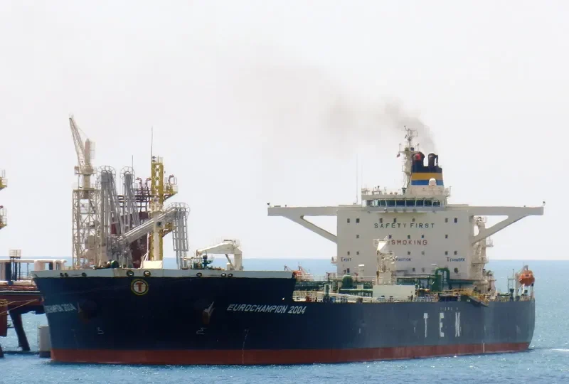 EUROCHAMPION 2004 Tanker IMO 9299666 photo 5