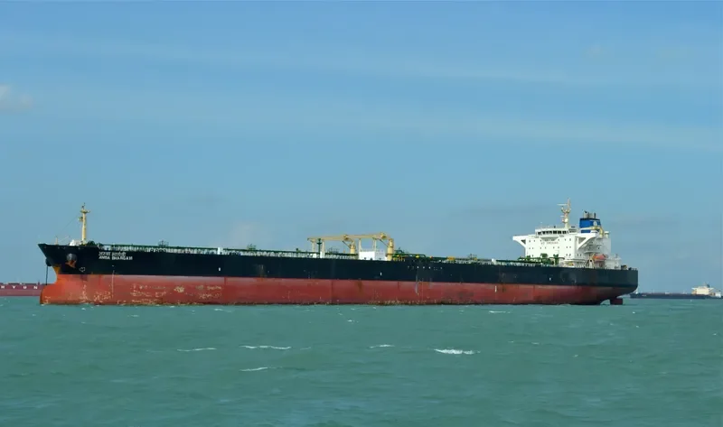 OBERON Tanker IMO 9299721 photo 3