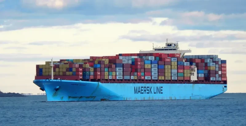 MAERSK SEVILLE Container Ship IMO 9299927 photo 2