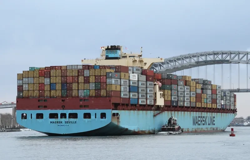 MAERSK SEVILLE Container Ship IMO 9299927 photo 8