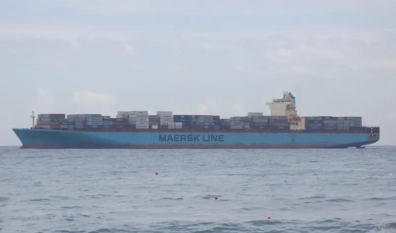 MAERSK SHEERNESS Container Ship IMO 9299939 photo 10