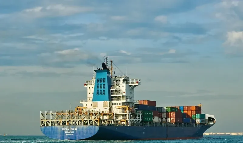 TEERA BHUM Container Ship IMO 9300130 photo 5