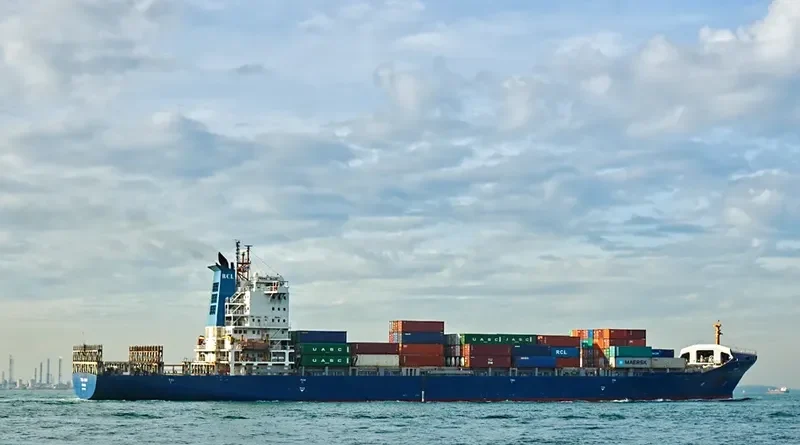 TEERA BHUM Container Ship IMO 9300130 photo 6