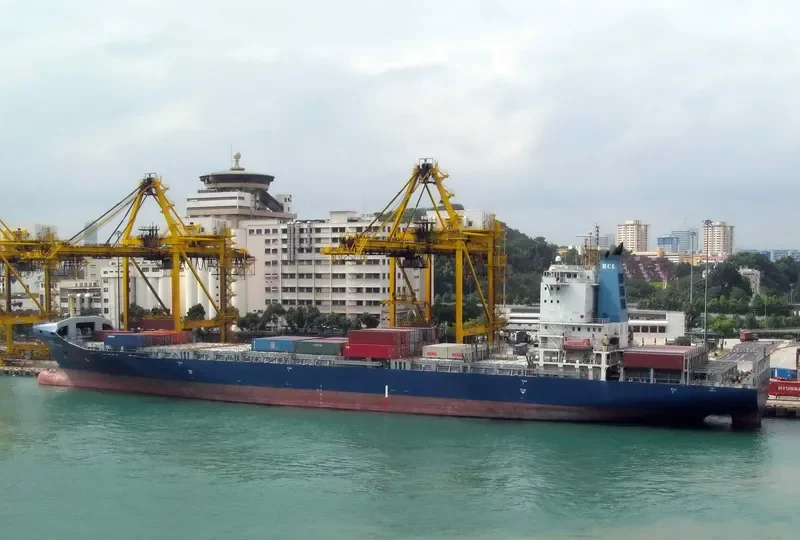 THANA BHUM Container Ship IMO 9300142 photo 8