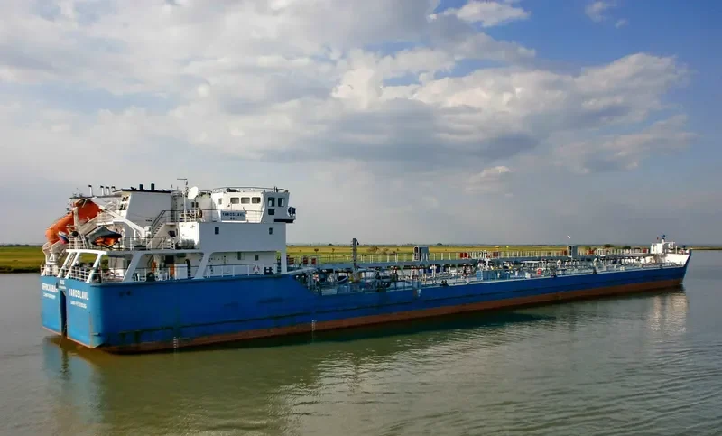 AVRORA ALTAIR Tanker IMO 9300348 photo 3