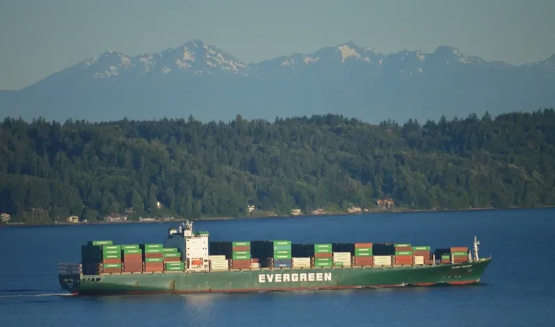 EVER SMART Container Ship IMO 9300403 photo 8