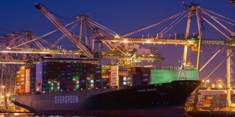 EVER SMILE Container Ship IMO 9300415 photo 7