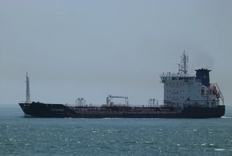 COVADONGA Tanker IMO 9300489 photo 5
