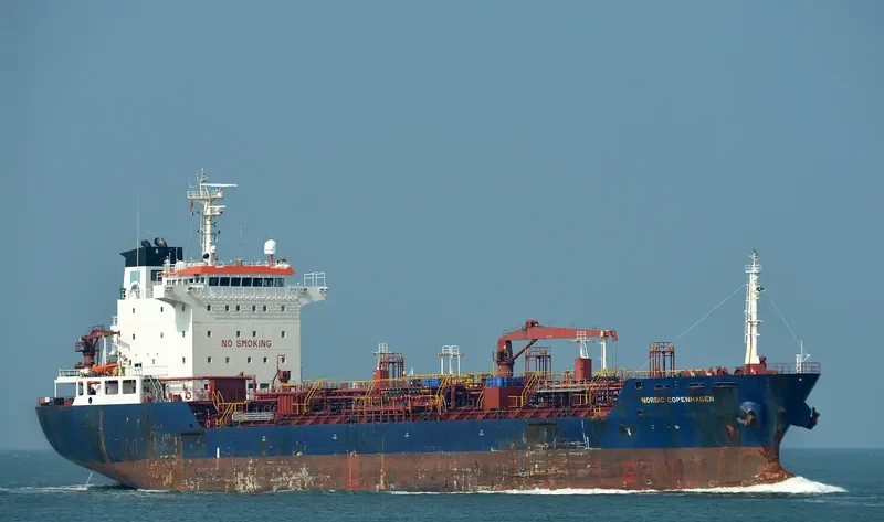 HAN GLORIA Tanker IMO 9300776 photo 2