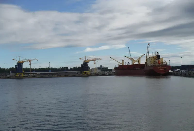 HAN GLORIA Tanker IMO 9300776 photo 7