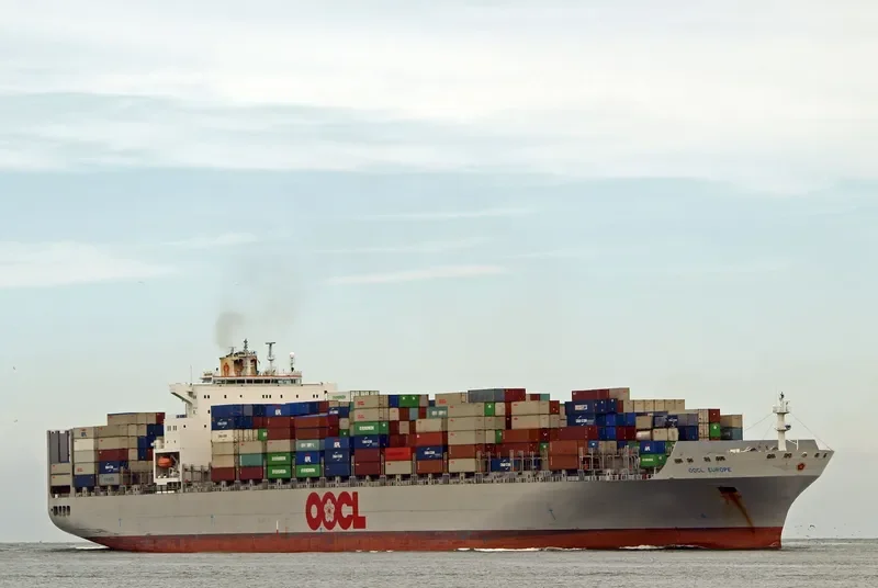 OOCL EUROPE Container Ship IMO 9300805 photo 2