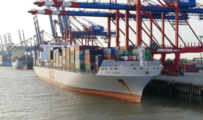 OOCL EUROPE Container Ship IMO 9300805 photo 3