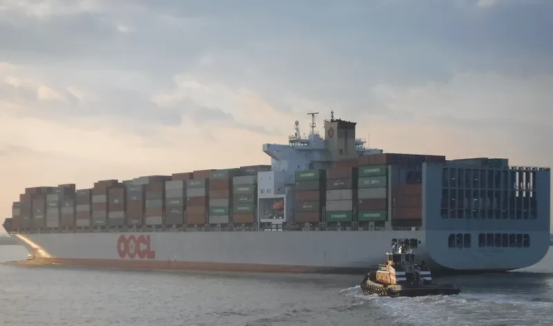OOCL EUROPE Container Ship IMO 9300805 photo 5