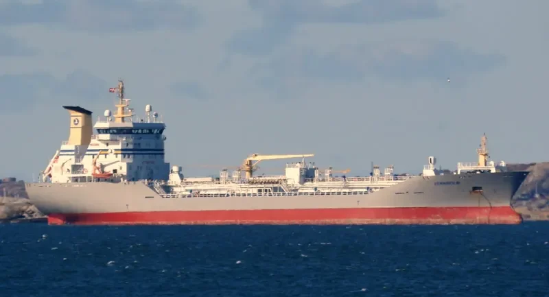TERNHOLM Tanker IMO 9300829 photo 9