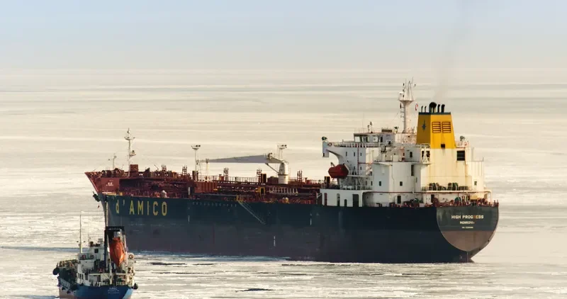 WORLD PROGRESS Tanker IMO 9300996 photo 3