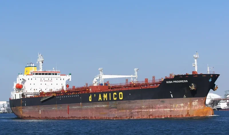 WORLD PROGRESS Tanker IMO 9300996 photo 6
