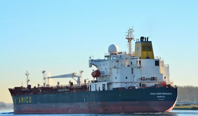 HIGH PERFORMANCE Tanker IMO 9301005 photo 5
