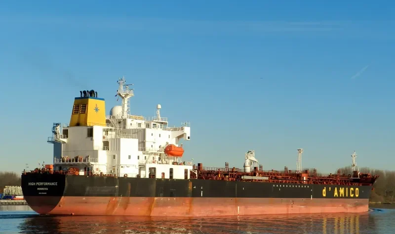 HIGH PERFORMANCE Tanker IMO 9301005 photo 9