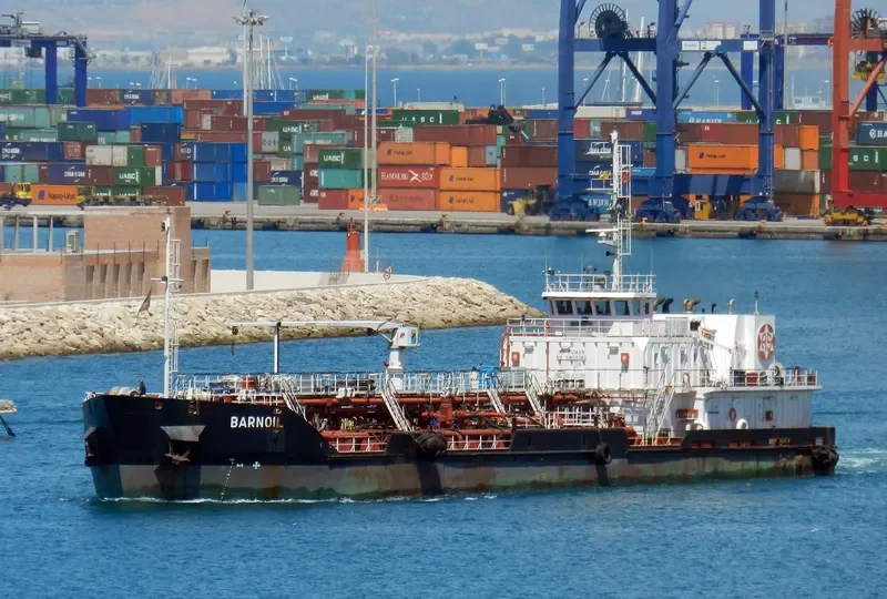 PETROBAY Tanker IMO 9301172 photo 4