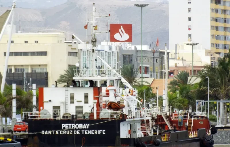 PETROBAY Tanker IMO 9301172 photo 6