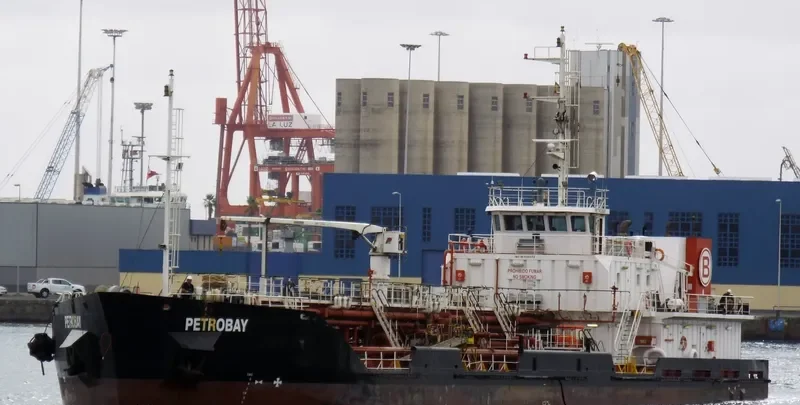 PETROBAY Tanker IMO 9301172 photo 9