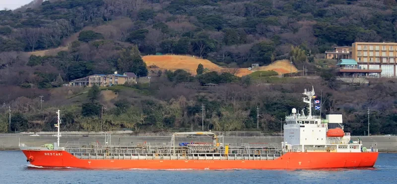 ERAWAN 12 Tanker IMO 9301366 photo 4