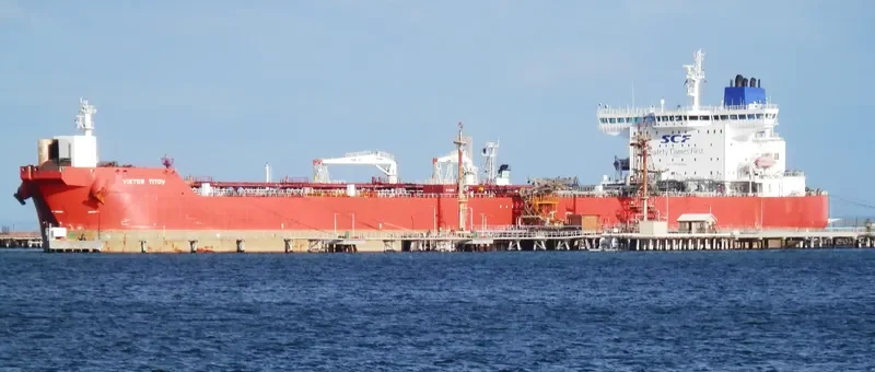 VIKTOR TITOV Tanker IMO 9301407 photo 6