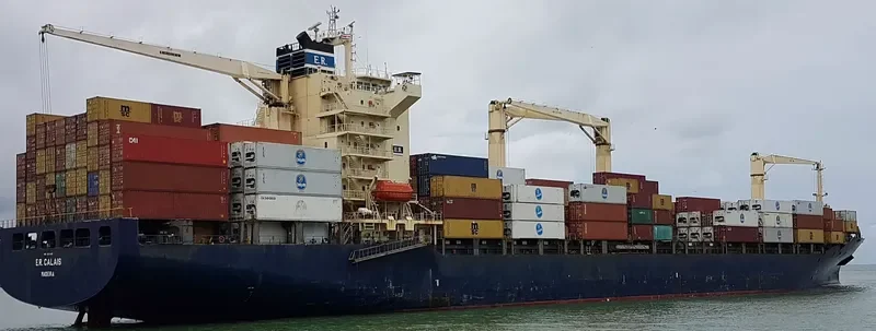 BOMAR CALAIS Container Ship IMO 9301445 photo 2