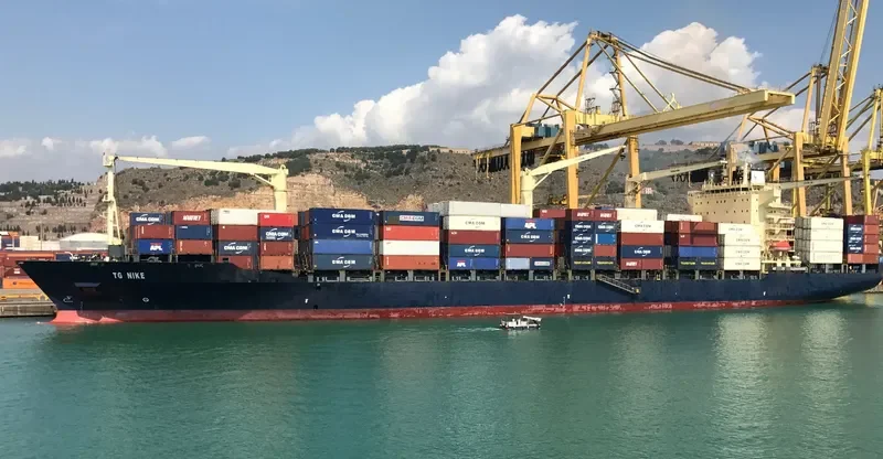 HSL NIKE Container Ship IMO 9301457 photo 2