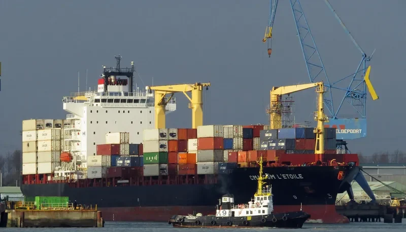 ETOILE Container Ship IMO 9301469 photo 3