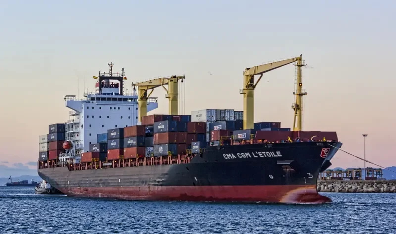 ETOILE Container Ship IMO 9301469 photo 9