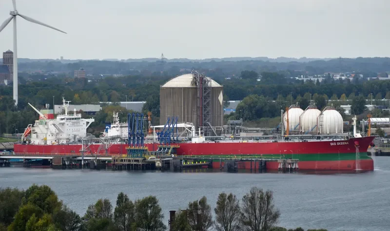 SKS SKEENA Tanker IMO 9301536 photo 2