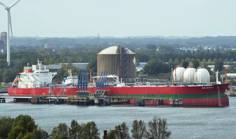 SKS SKEENA Tanker IMO 9301536 photo 3